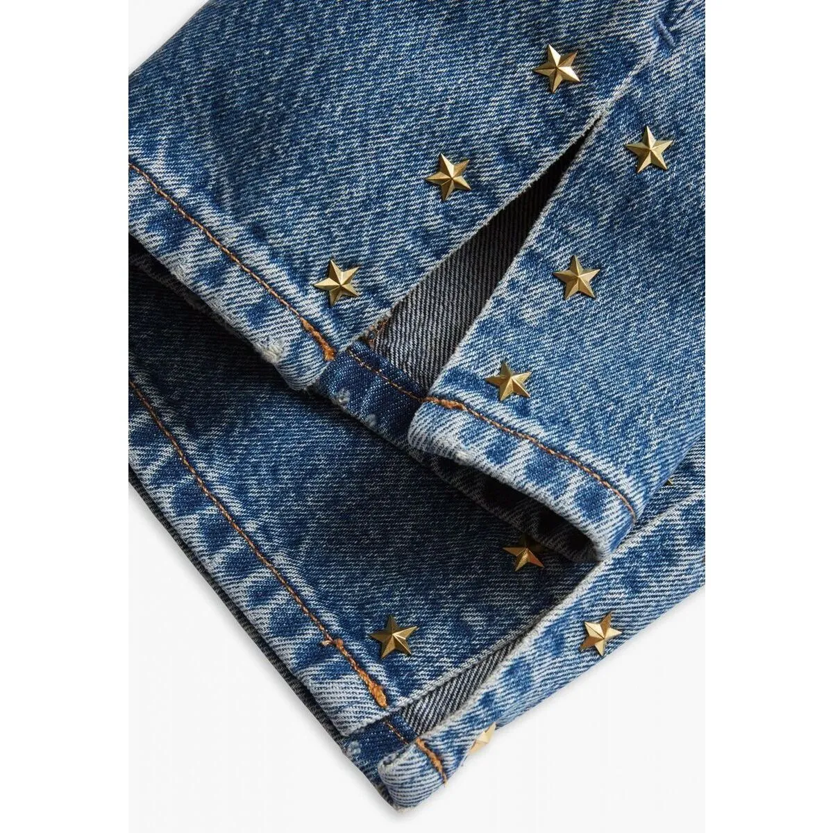 36200 0312 L.26 - 501 CROP-TREAT YOURSELF