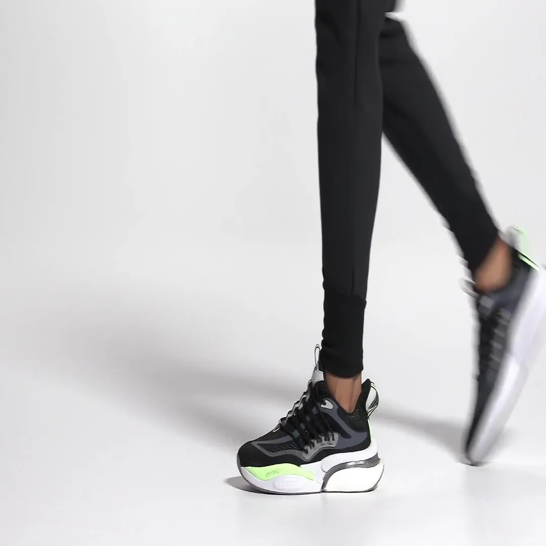 adidas Performance adidas Sportswear Alphaboost V1