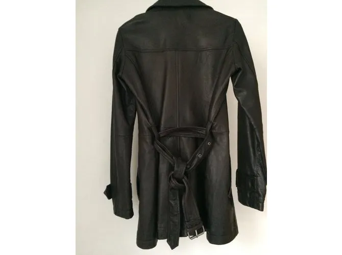 Autre Marque Abrigos, Ropa de calle Castaño 