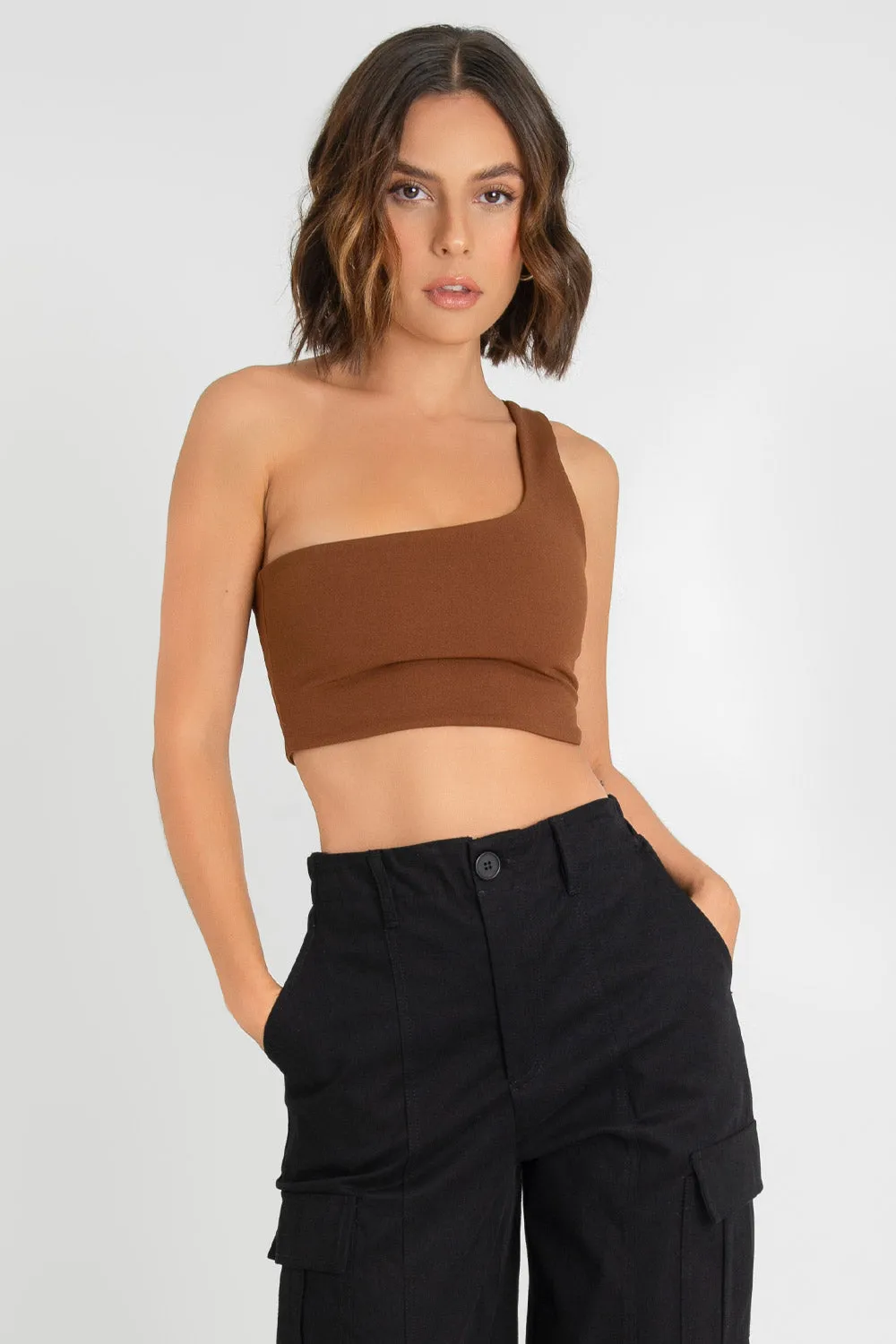 Crop top asimétrico un hombro