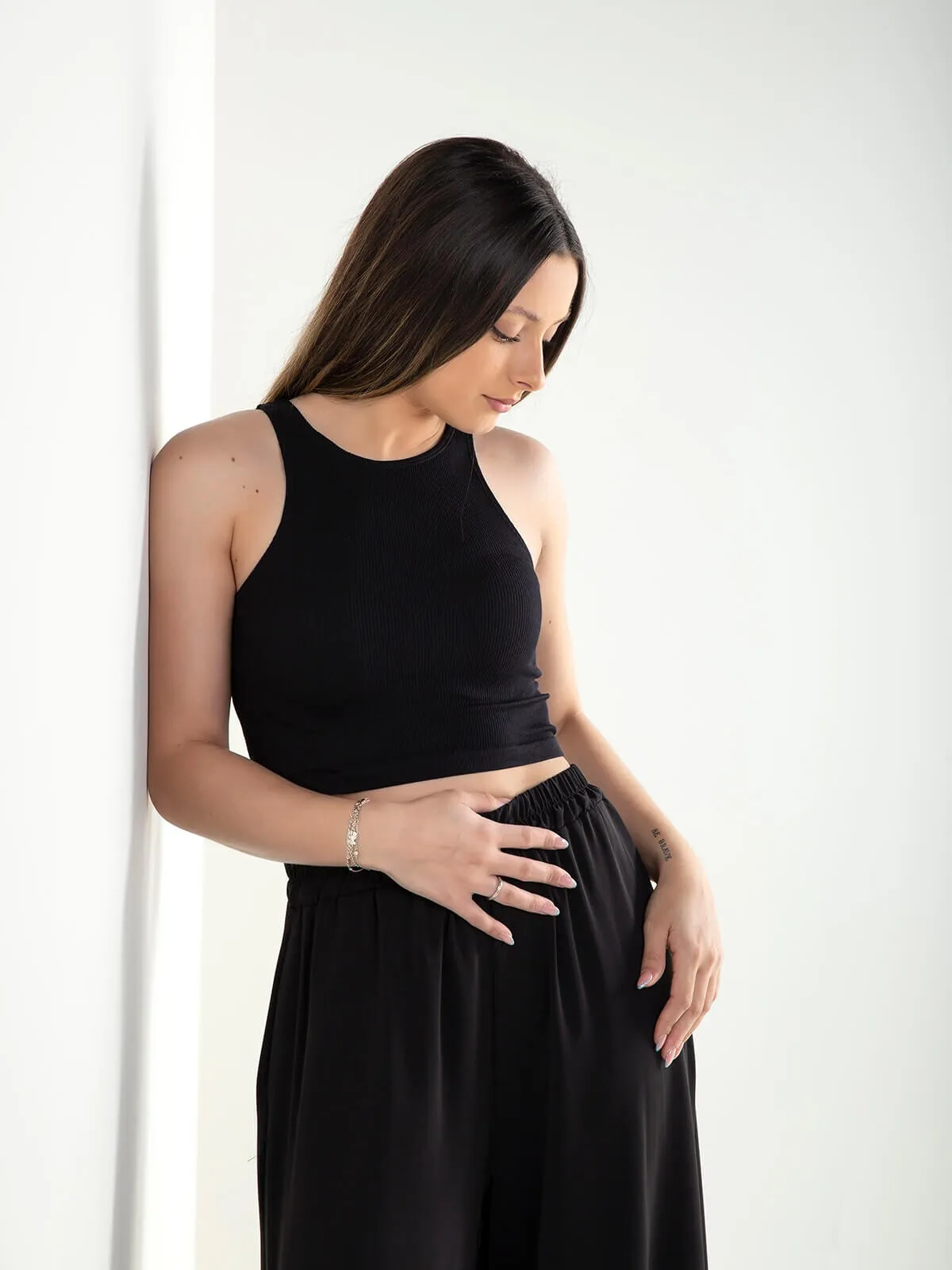 Crop top con cuello halter