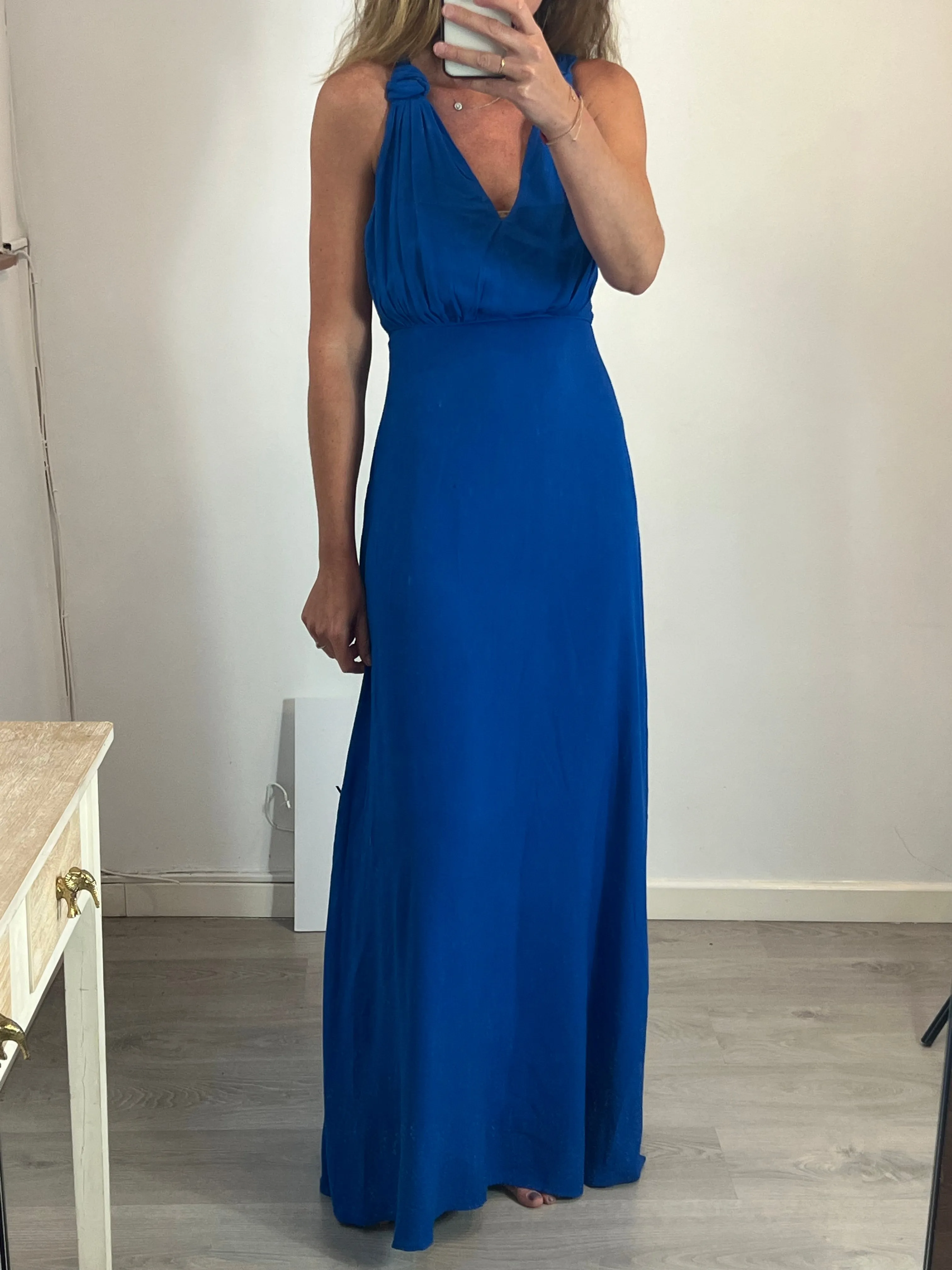 MANGO. Vestido largo azul klein. T L