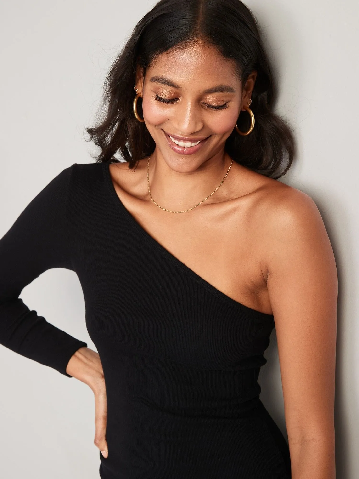 OLD NAVY Vestido Manga Larga Old Navy Un Hombro Mini Mujer