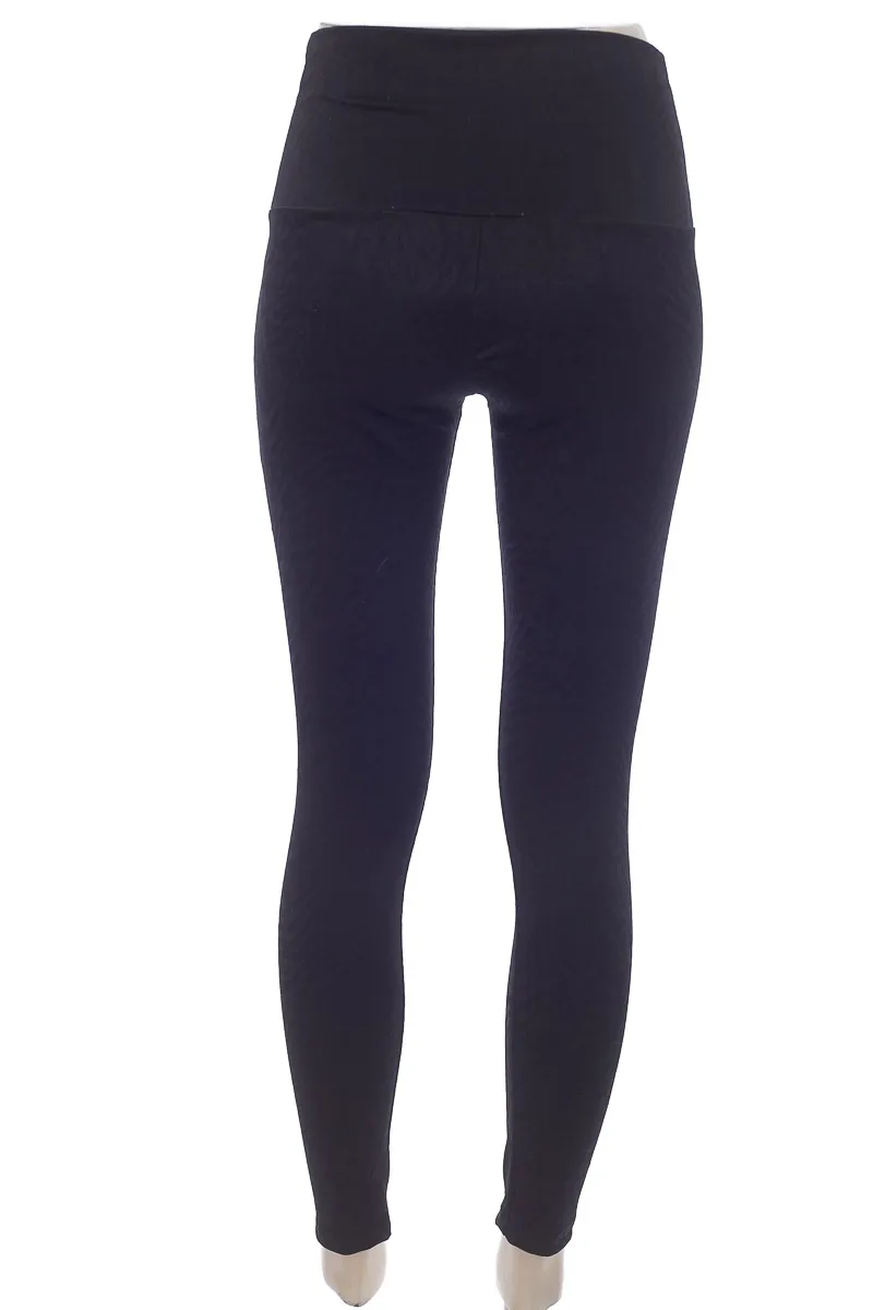 Ropa Deportiva / Salida de Baño color Negro - GreenFit