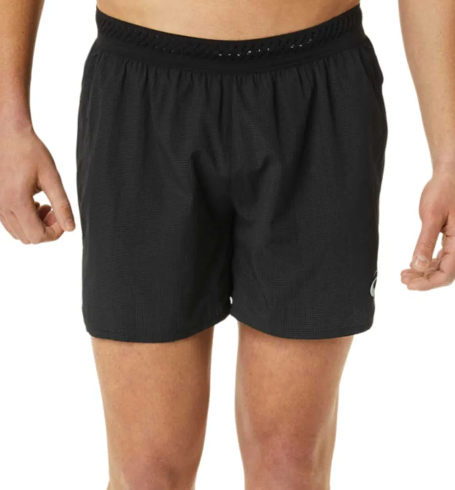 Short Running_Hombre_ASICS Ventilate 5in Short